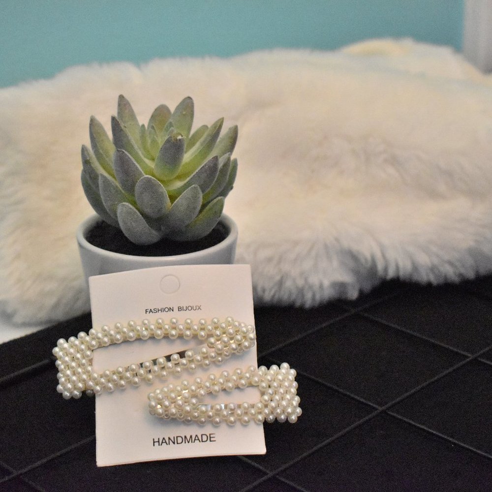Fashion Pearl Hair Clips